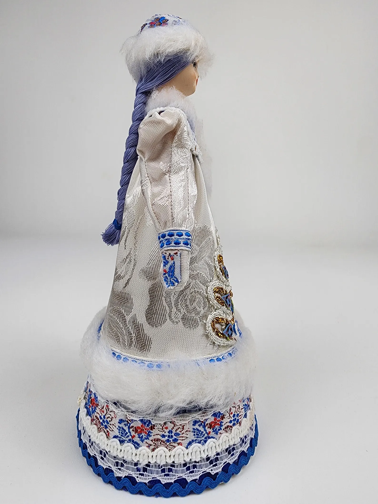 Angelina, Snow Duchess. Handmade Porcelain doll - Image 3