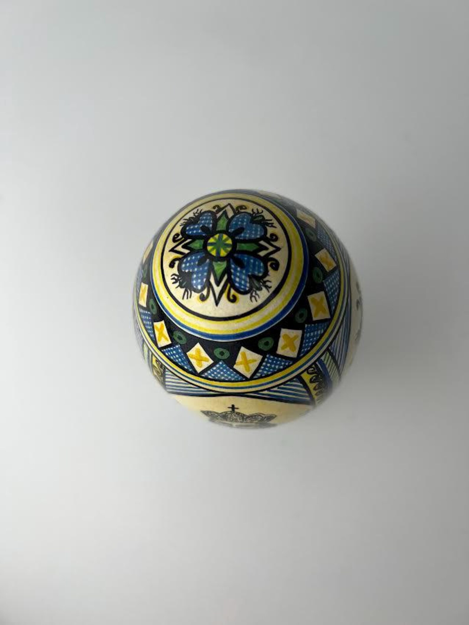 Vintage Hand-Painted Ukrainian Egg with Bell Inside - Image 4